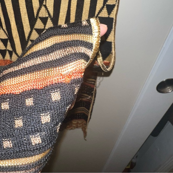 Missoni Patterned Beautiful Scarf - Picture 13 of 16